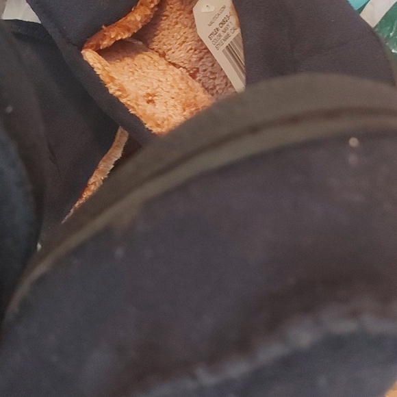 MICROSUEDE FLEECE LINED SLIPPERS - Picture 5 of 5